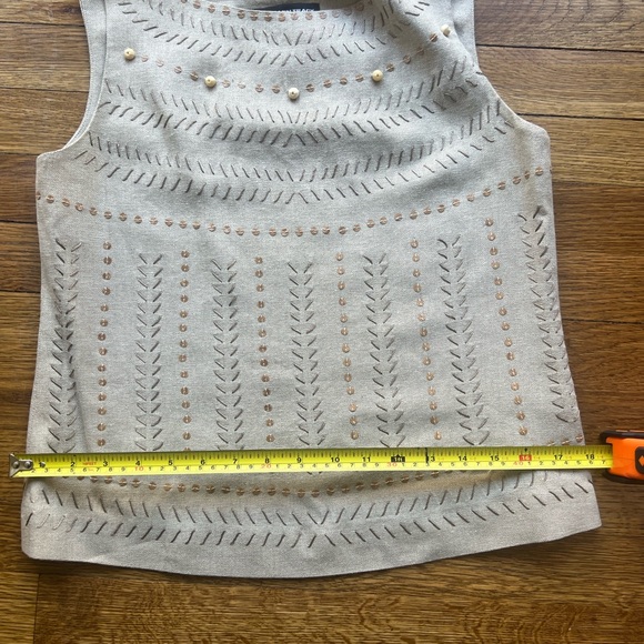 Ellen Tracy White Embellished Sleeveless Tank Top - Picture 6 of 7